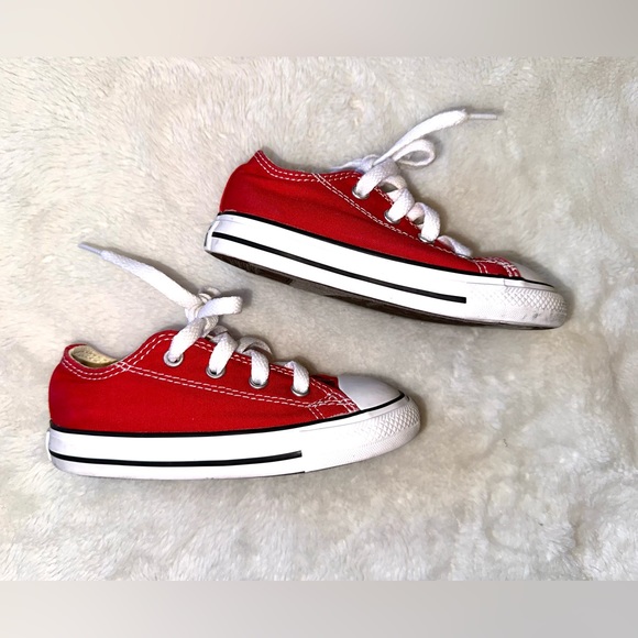 Toddler Converse - Picture 4 of 12